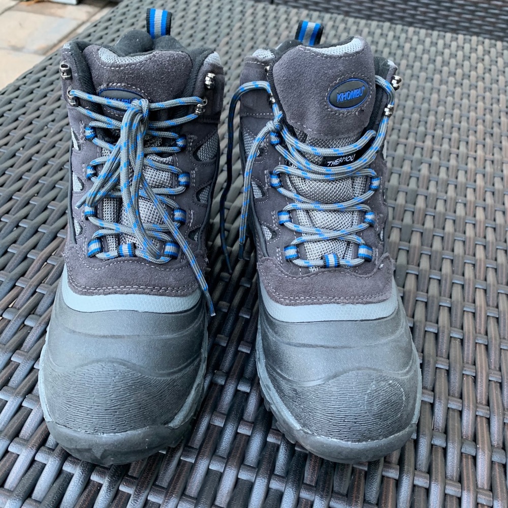 Khombu boots size 9 in good condition